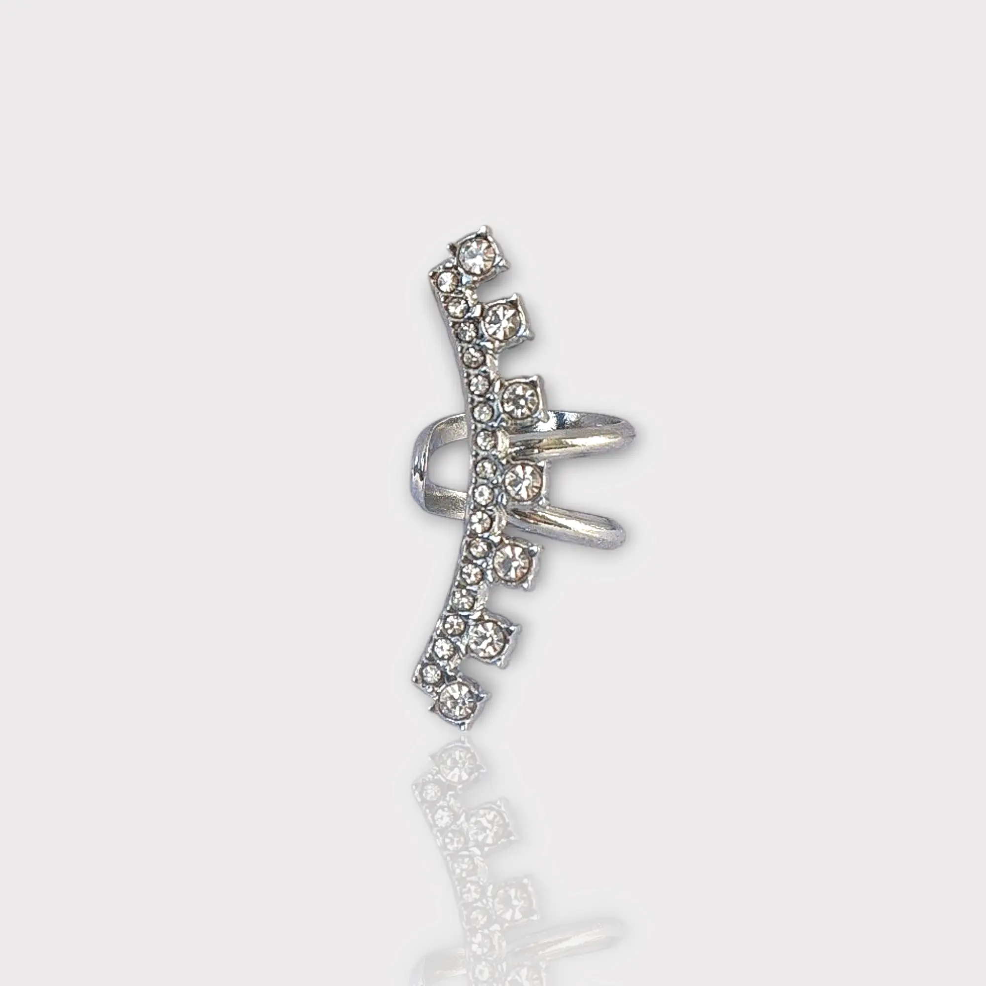 Manchette oreilles argenté avec des strass