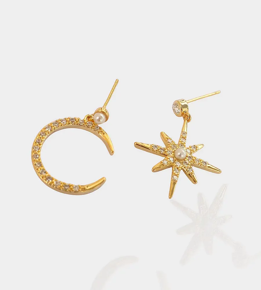 Boucles d'oreilles asymétriques doré Lune et étoile