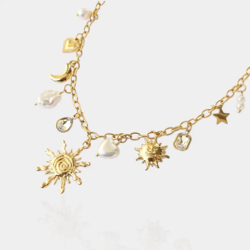 Collier charms soleil