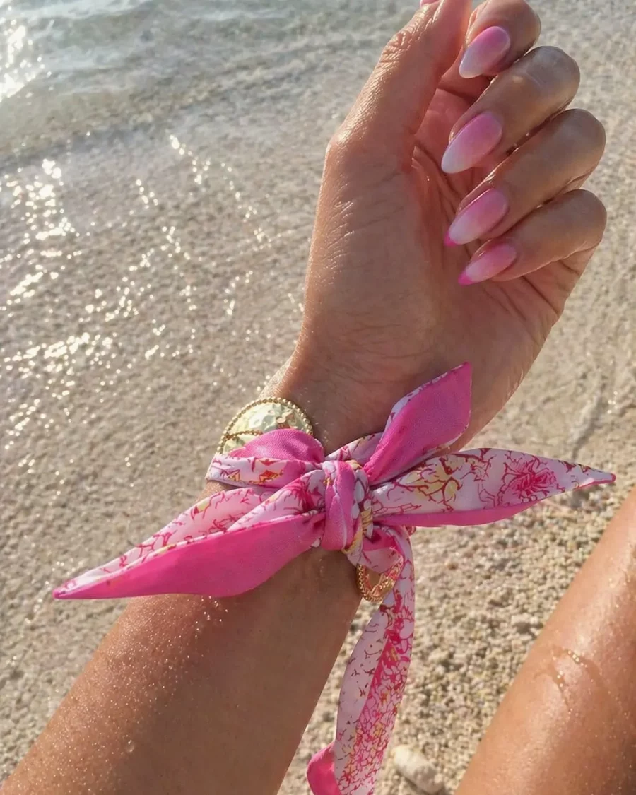 Bracelet tissu rose en acier inoxydable