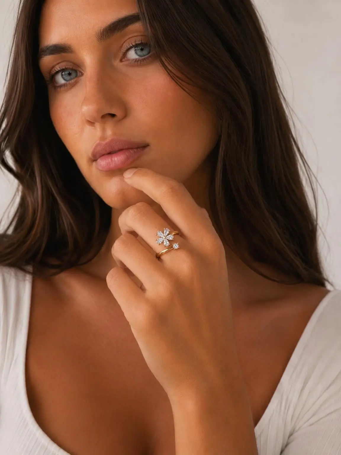 Bague fleur zircon dorée ajustable en acier inoxydable pour femme
